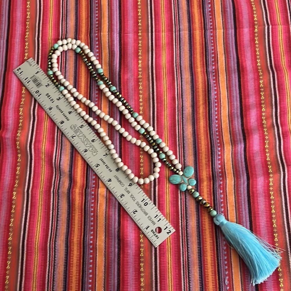 π¦ 3 FOR $20 ITEM π¦ NWT Spring/Summertime Beaded Tassel Butterfly Necklace - Picture 4 of 5